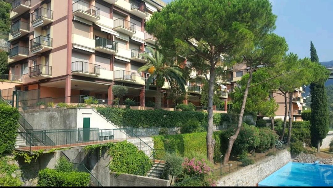Camera Privata Nell'Appartamento In Zona Residenziale Con 2 Piscine ราปาลโล ภายนอก รูปภาพ