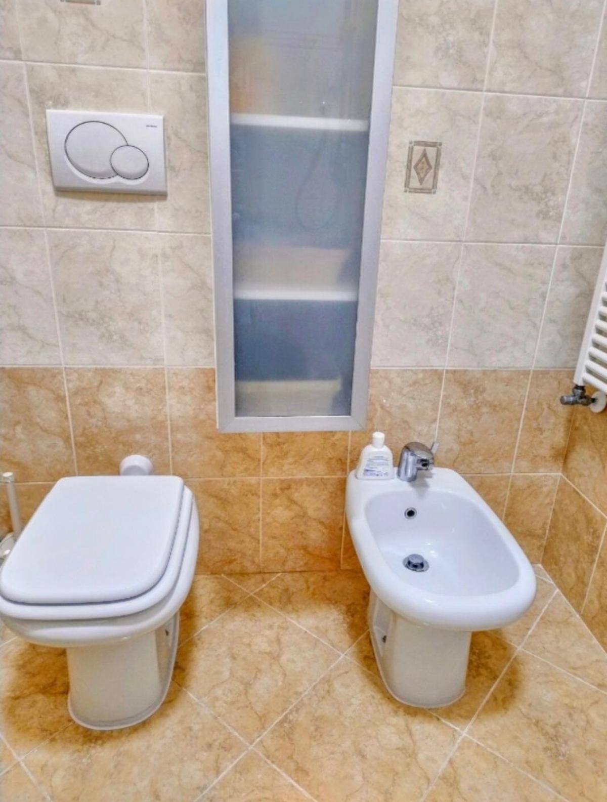 Camera Privata Nell'Appartamento In Zona Residenziale Con 2 Piscine ราปาลโล ภายนอก รูปภาพ